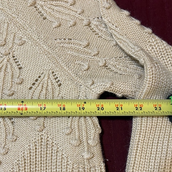 Motherhood Maternity Cream Crew Neck Knit Sweater Size Small - Picture 7 of 9